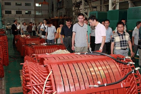 西安泰富西瑪高效節(jié)能電機在石油化工企業(yè)節(jié)能應(yīng)用。