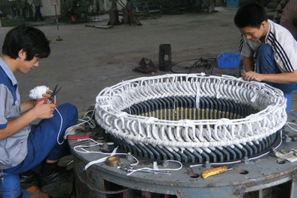 西安西瑪高壓電機(jī)外殼帶電的主要原因和過(guò)程解析。